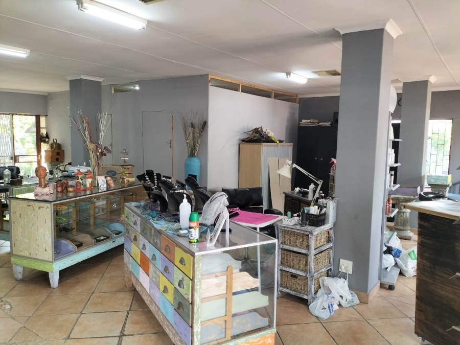 Commercial Property for Sale in Bodorp North West